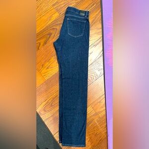 LIKE NEW Z ZEGNA JEANS SZ 32